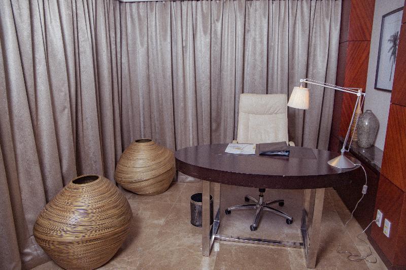 Hotel De Convencoes De Talatona Luanda Zewnętrze zdjęcie